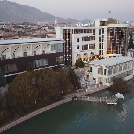 Parliament Palace Hotel خوجاند المظهر الخارجي الصورة